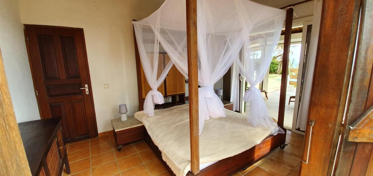 Wild Paradise: Villa Vue Mer Piscine A Debordement Le Moule Exterior photo